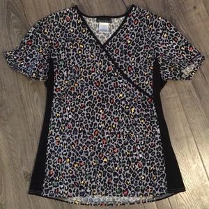 Cherokee Scrub Top- Black and Cheetah- Small